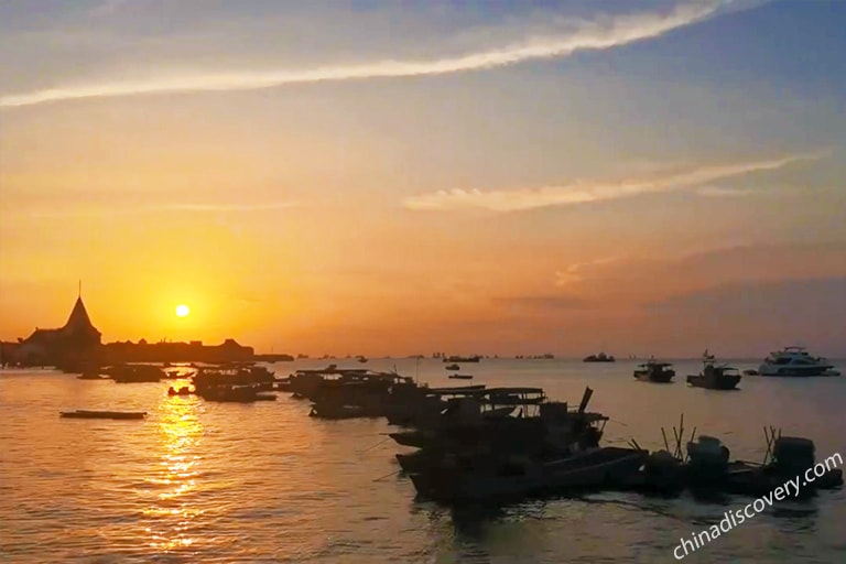 Shiluokou Beach Weizhou Island
