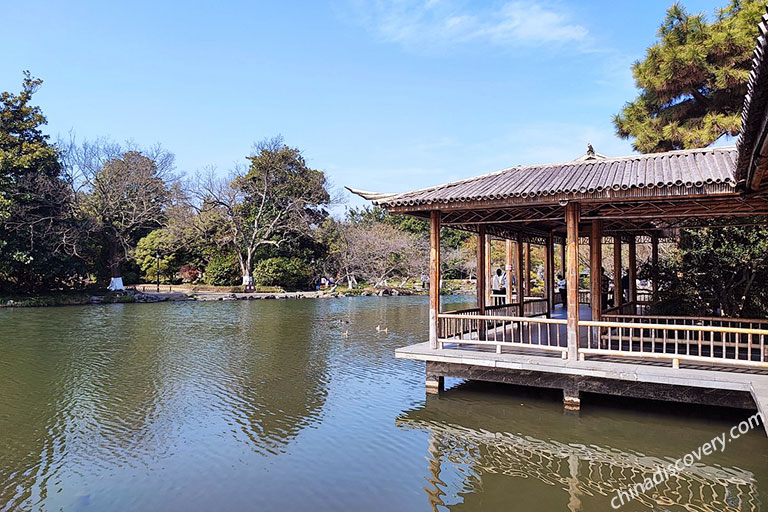 Hangzhou West Lake Winter