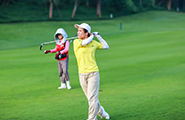 Play Golf with Friends